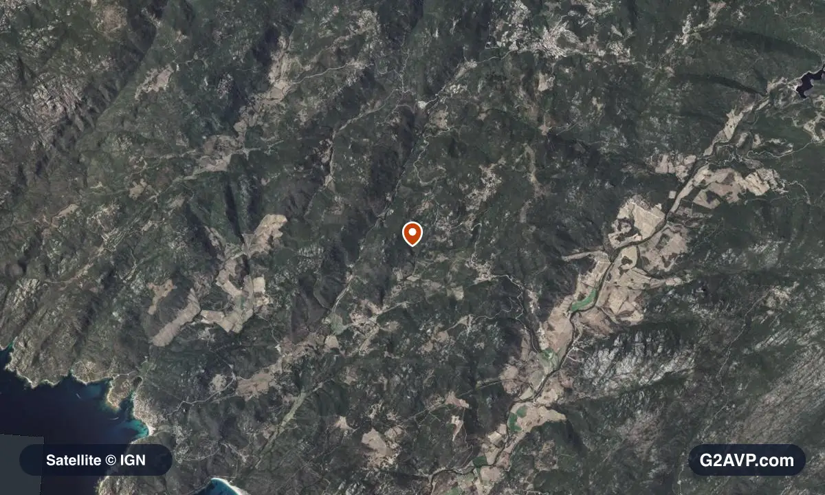 Vue satellite (orthophoto IGN) du secteur de Sartène, même emprise que la carte géologique