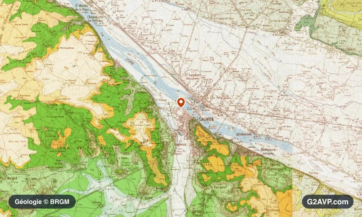 Carte géologique BRGM au 1/50 000 du secteur de Saumur : craie en formations dominantes, repère au centre de la commune