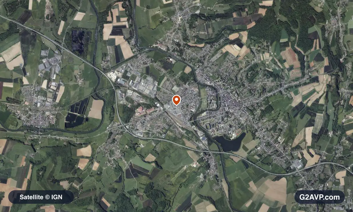 Vue satellite (orthophoto IGN) du secteur de Sedan, même emprise que la carte géologique