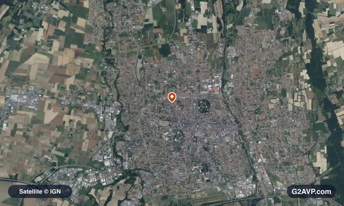 Vue satellite (orthophoto IGN) du secteur de Tarbes, même emprise que la carte géologique