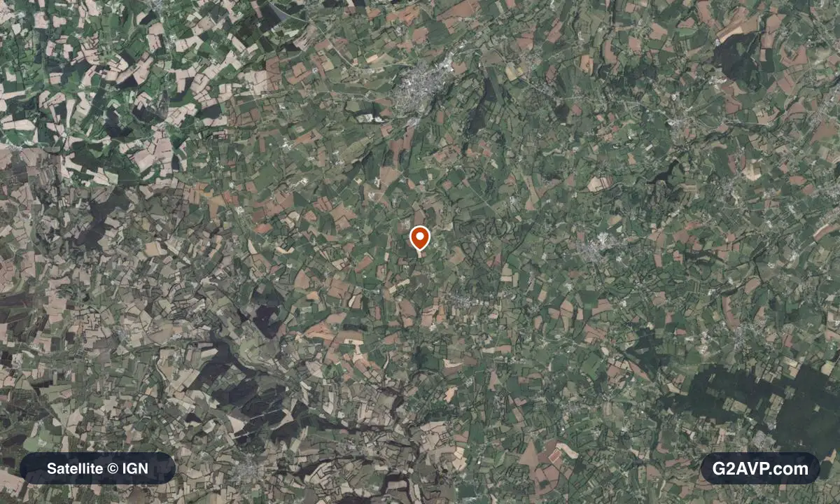 Vue satellite (orthophoto IGN) du secteur de Tinchebray-Bocage, même emprise que la carte géologique