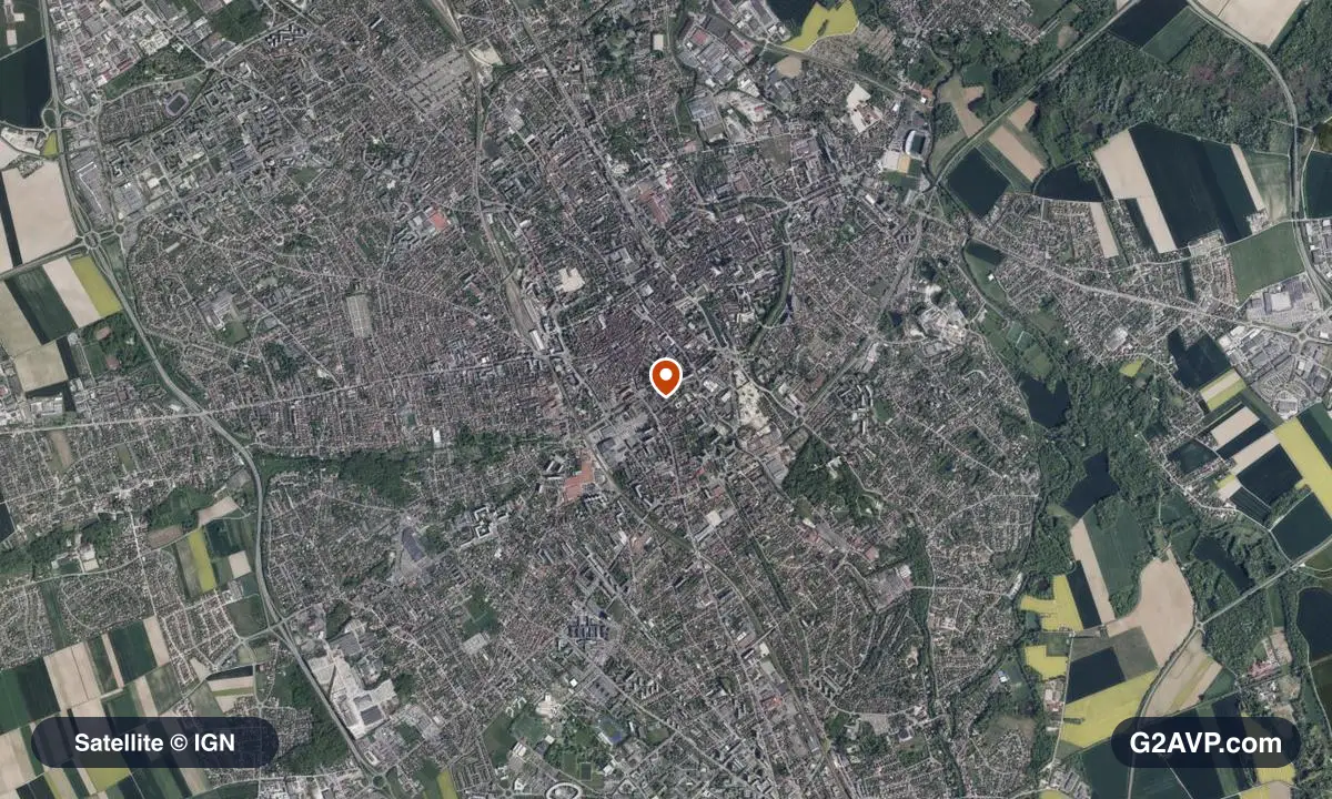 Vue satellite (orthophoto IGN) du secteur de Troyes, même emprise que la carte géologique