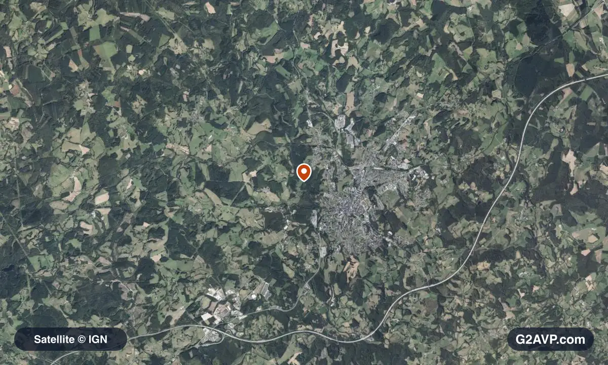 Vue satellite (orthophoto IGN) du secteur d'Ussel, même emprise que la carte géologique