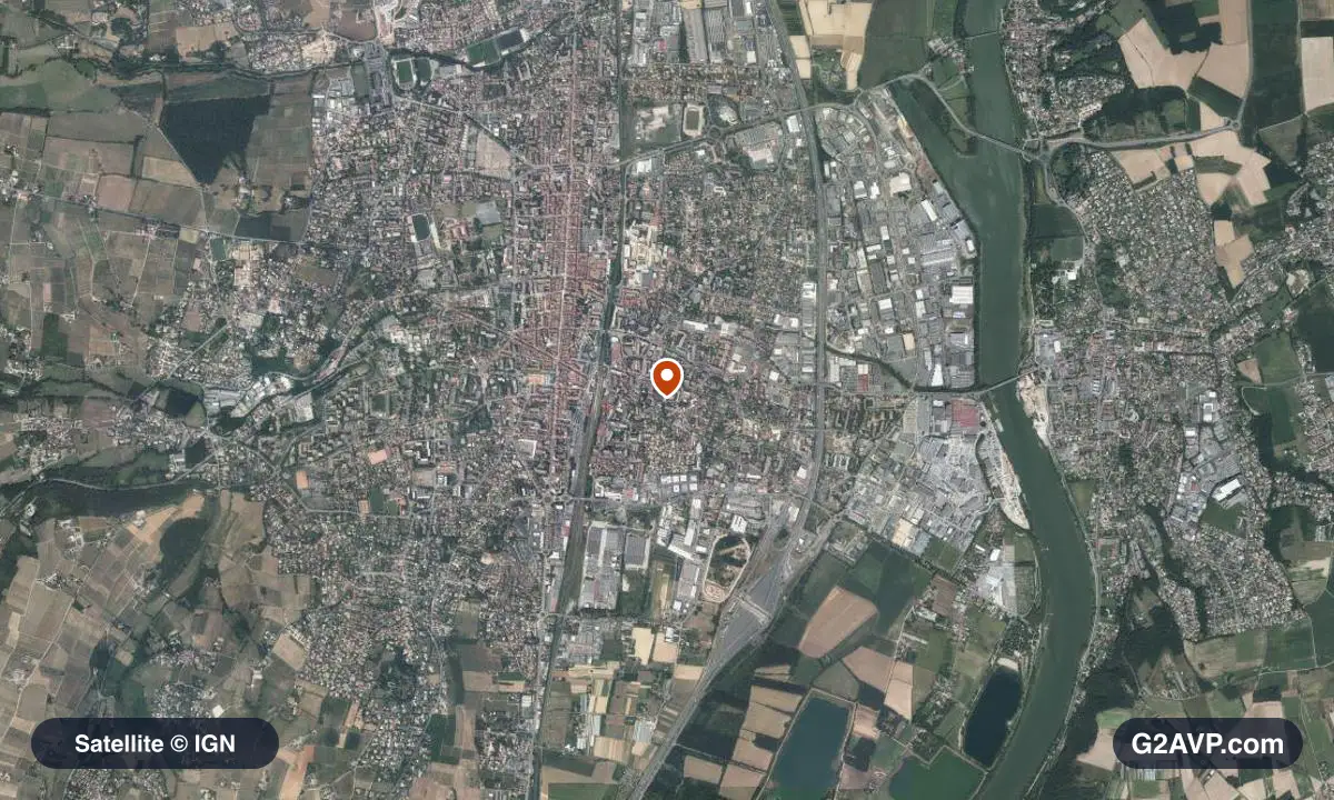 Vue satellite (orthophoto IGN) du secteur de Villefranche-sur-Saône, même emprise que la carte géologique