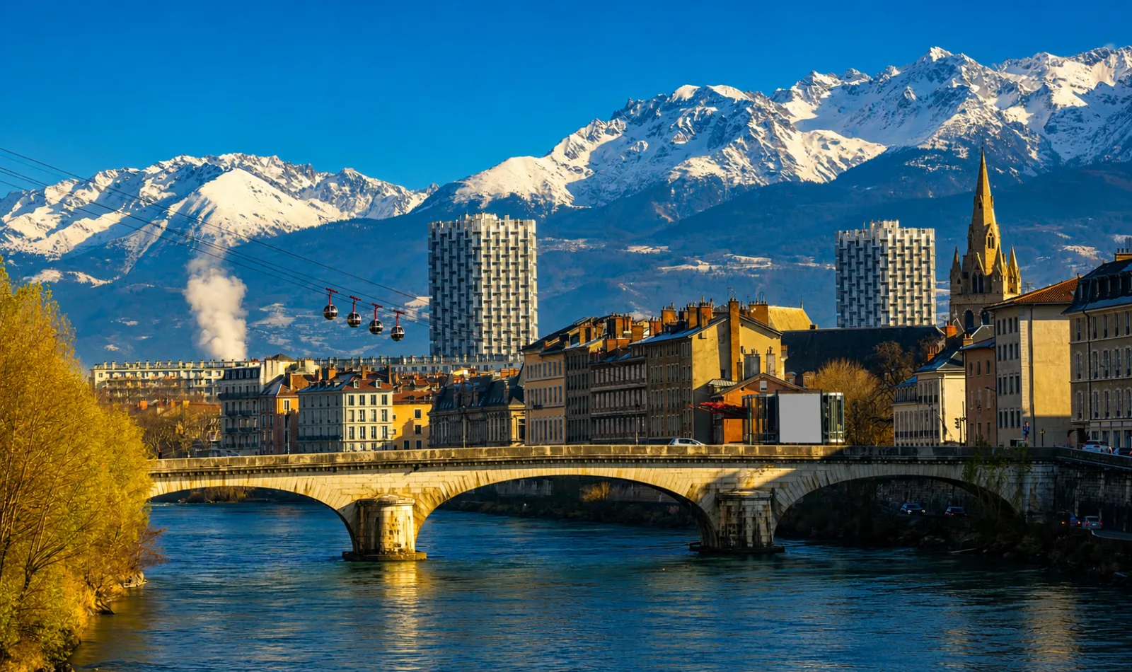 Les bulles de la Bastille au-dessus de l'Isère — Grenoble, ville plate posée sur un profond remplissage alluvial, cernée par Belledonne et ses massifs